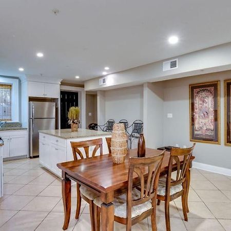 4 Bedroom Beauty Steps From The River サバンナ エクステリア 写真